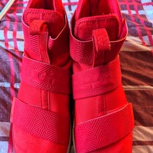 Nike LeBron Soldier 10 SFG Lux 'University Red' 911306-600